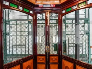 Prodej atypického bytu, Praha, Valentinská, 108 m2