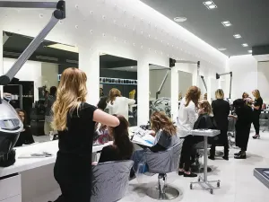 Pronájem obchodního prostoru, Praha - Karlín, 75 m2