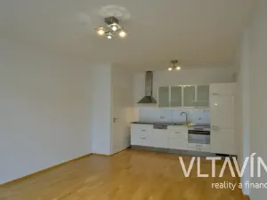 Pronájem bytu 2+kk, Praha - Smíchov, Švédská, 62 m2