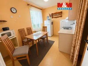 Prodej bytu 3+1, Budyně nad Ohří, Poplužní, 67 m2