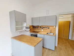 Pronájem bytu 2+kk, Praha - Nusle, V zálomu, 46 m2