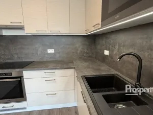 Pronájem bytu 2+kk, Rosice, Karla IV., 54 m2