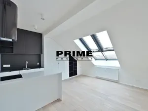 Pronájem bytu 1+kk, Praha - Vinohrady, náměstí Jiřího z Poděbrad, 39 m2