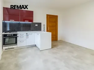 Pronájem bytu 2+kk, Žandov, Pod Dubovkou, 54 m2