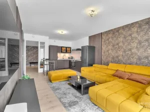 Pronájem bytu 2+kk, Hradec Králové, Pražská třída, 60 m2