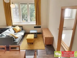 Pronájem bytu 2+kk, Praha, Zikova, 49 m2