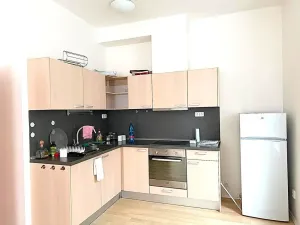 Pronájem bytu 2+kk, Praha - Vysočany, Spojovací, 58 m2