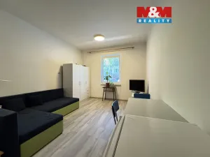 Pronájem bytu 1+kk, Zlín, Kvítková, 23 m2
