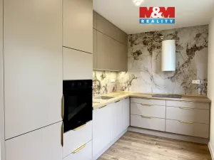 Pronájem bytu 2+1, Ostrava - Poruba, Kyjevská, 58 m2
