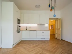 Pronájem bytu 3+kk, Praha - Vinohrady, Korunní, 85 m2