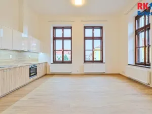 Pronájem bytu 1+kk, Český Brod, nám. Arnošta z Pardubic, 40 m2