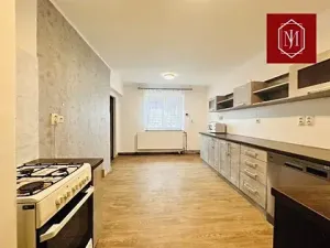 Pronájem bytu 3+1, Kostelec, 98 m2
