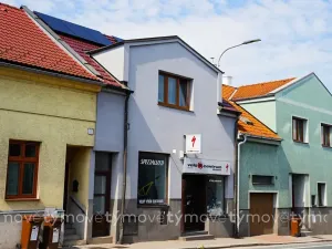 Prodej rodinného domu, Přelouč, Pražská, 225 m2