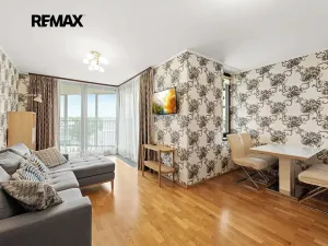 Pronájem bytu 2+kk, Praha - Žižkov, Ke kapslovně, 64 m2