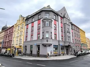 Pronájem obchodního prostoru, Cheb, Valdštejnova, 54 m2