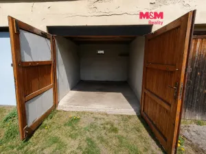 Prodej garáže, Staré Město, Nábřežní, 18 m2
