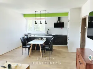 Pronájem bytu 2+kk, Trhové Sviny, 57 m2