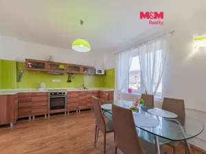 Prodej bytu 3+1, Vojtanov, Nádražní čtvrť, 83 m2