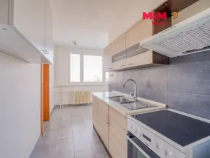 Pronájem bytu 2+1, Plzeň - Skvrňany, Macháčkova, 62 m2