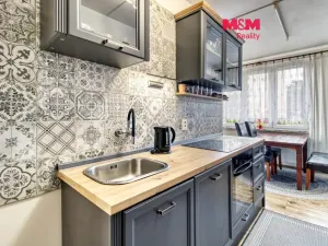 Prodej bytu 2+1, Chomutov, Pod Břízami, 61 m2