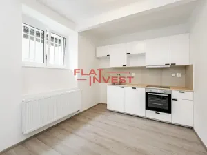 Pronájem bytu 1+kk, Praha - Vokovice, Kladenská, 21 m2