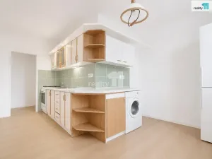 Prodej bytu 2+1, Kroměříž, Čs. armády, 58 m2