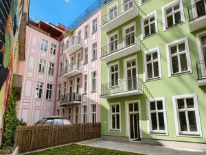 Prodej bytu 6+kk a větší, Karlovy Vary, Divadelní náměstí, 181 m2