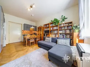 Prodej bytu 2+kk, Praha - Podolí, Pod Pekařkou, 42 m2