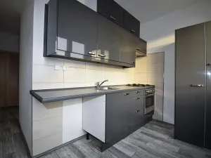 Prodej bytu 2+1, Kadaň, Chomutovská, 53 m2