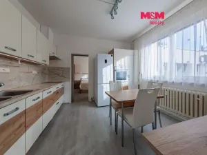 Prodej bytu 3+1, Karlovy Vary, Šumavská, 64 m2