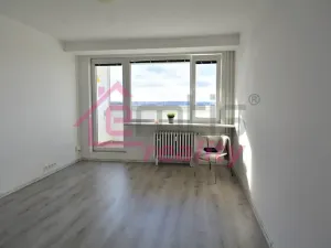 Pronájem bytu 1+kk, Praha - Kobylisy, Kyselova, 25 m2