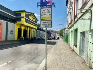 Pronájem obchodního prostoru, Liberec, Nitranská, 70 m2