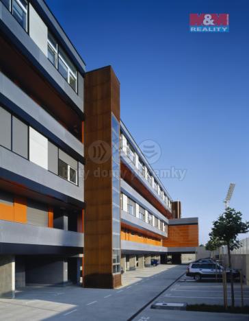 Prodej garážového stání, Praha - Břevnov, Běžecká, 18 m2