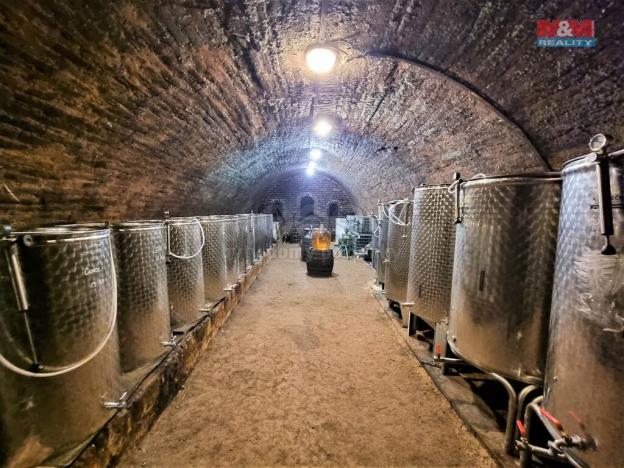 Prodej vinného sklepa, Perná, 125 m2