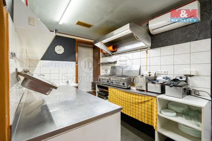Prodej restaurace, Těmice, 165 m2