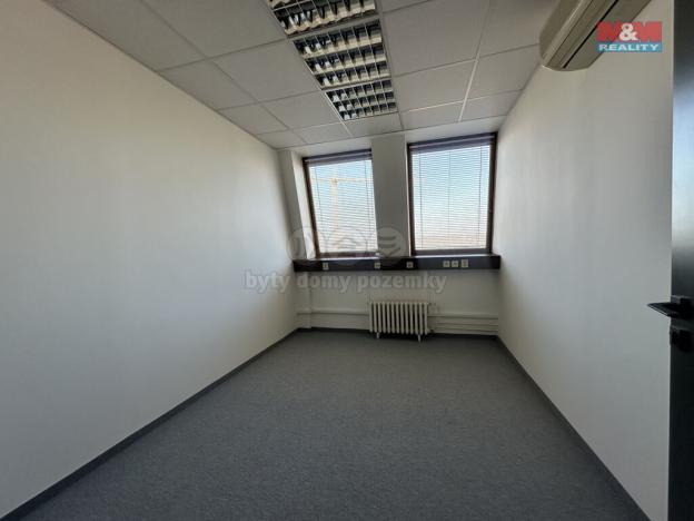 Pronájem kanceláře, Praha - Hloubětín, U Elektry, 220 m2