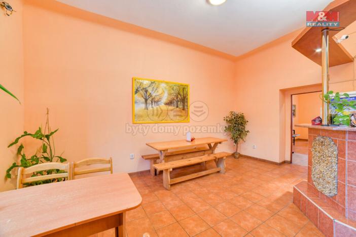 Pronájem restaurace, Cheb, 26. dubna, 100 m2