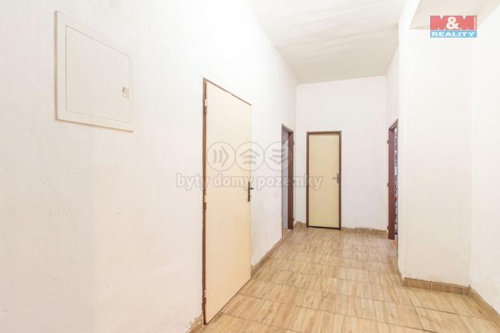 Prodej rodinného domu, Krnov - Pod Bezručovým vrchem, Bezručova, 220 m2