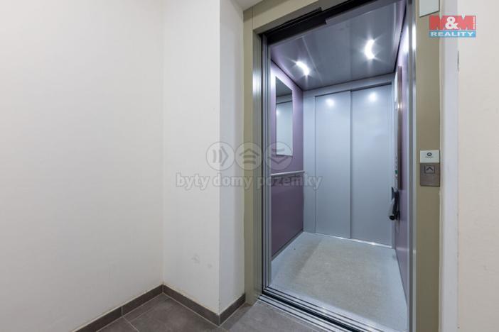 Prodej bytu 5+kk, Cheb, Břehnická, 179 m2