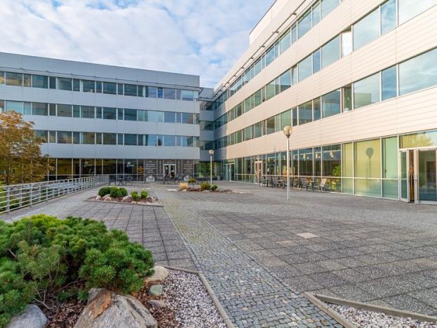 Pronájem kanceláře, Praha - Holešovice, Jankovcova, 477 m2