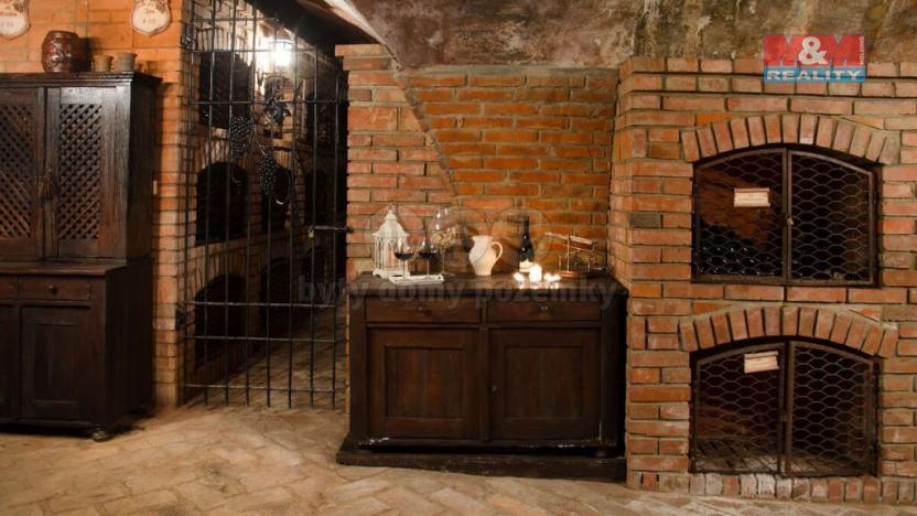 Prodej restaurace, Ostrava - Slezská Ostrava, Dědičná, 613 m2