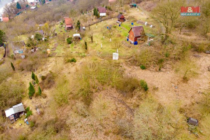 Prodej zahrady, Dolní Zálezly, 385 m2