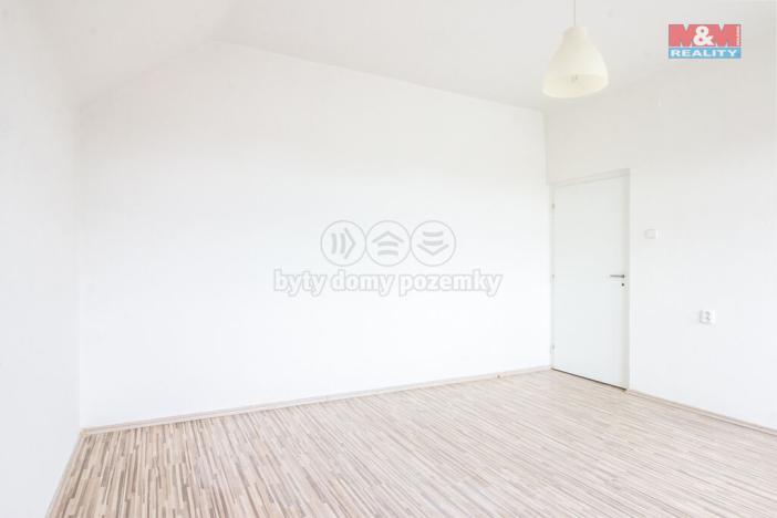 Prodej bytu 3+1, Lázně Toušeň, Hlavní, 69 m2