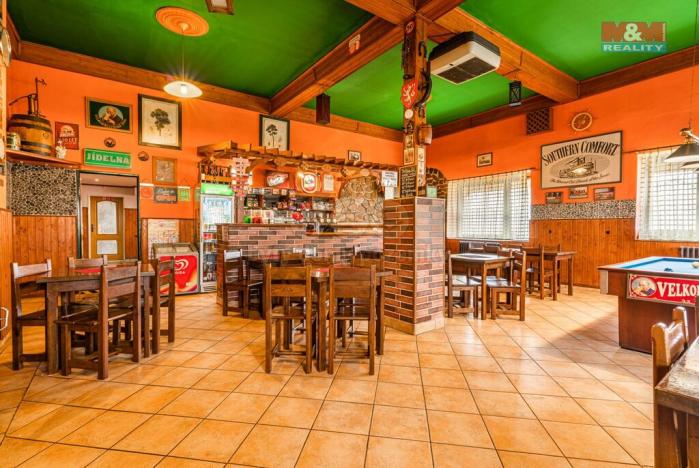 Prodej restaurace, Velké Březno, 700 m2