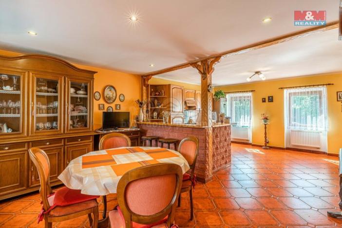 Prodej restaurace, Velké Březno, 700 m2