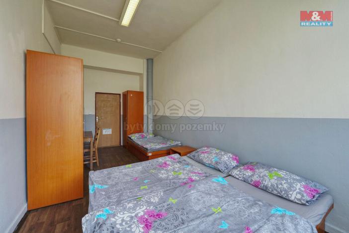 Prodej ubytování, Rokycany - Nové Město, Armádní, 3589 m2