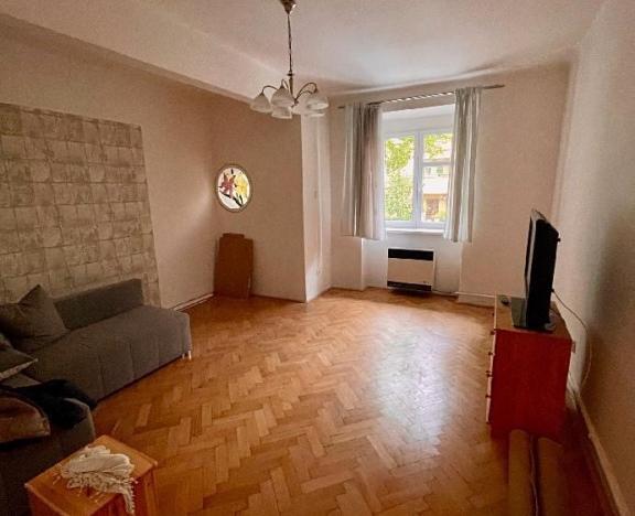 Pronájem bytu 2+1, Praha - Žižkov, Lucemburská, 61 m2