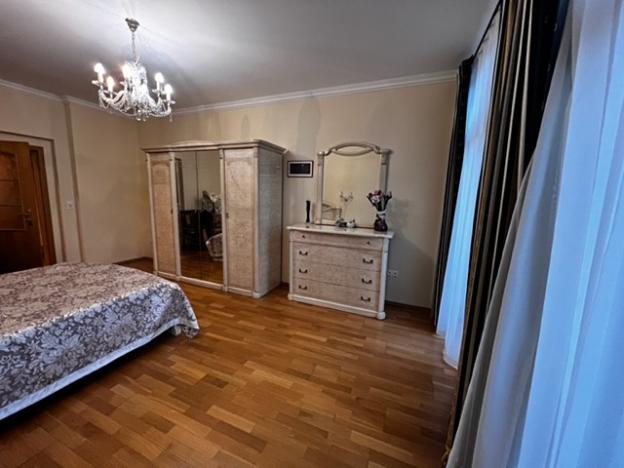 Prodej bytu 3+1, Karlovy Vary, Sadová, 112 m2