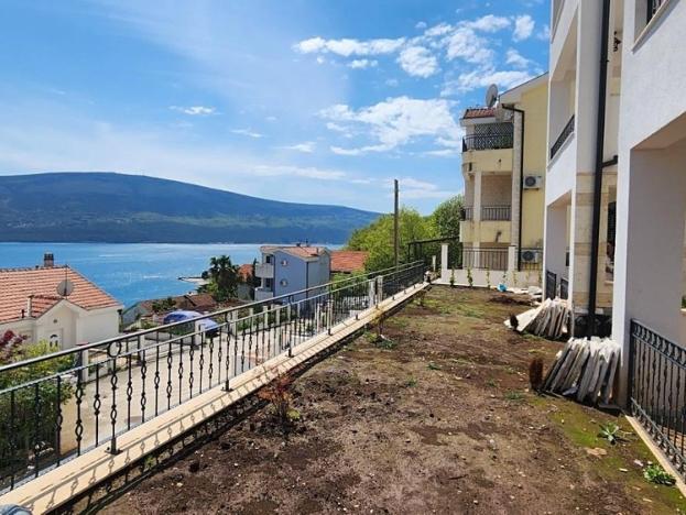 Prodej bytu 2+kk, Bijela (Бијела), Černá Hora, 49 m2