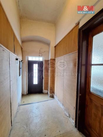 Prodej obchodního prostoru, Sezemice, Masarykova, 85 m2